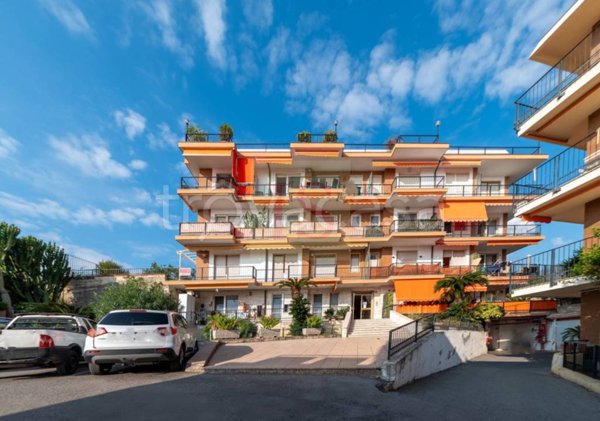 appartamento in vendita a Sanremo in zona Coldirodi