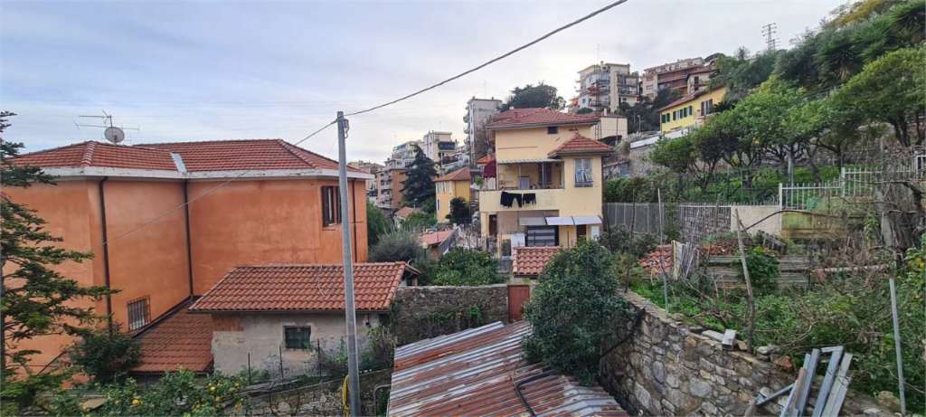 appartamento in vendita a Sanremo in zona Poggio