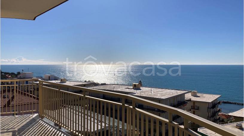 appartamento in vendita a Santo Stefano al Mare