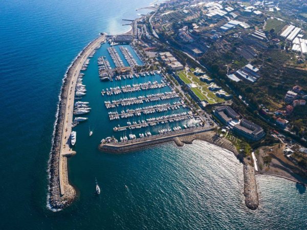 appartamento in vendita a Santo Stefano al Mare