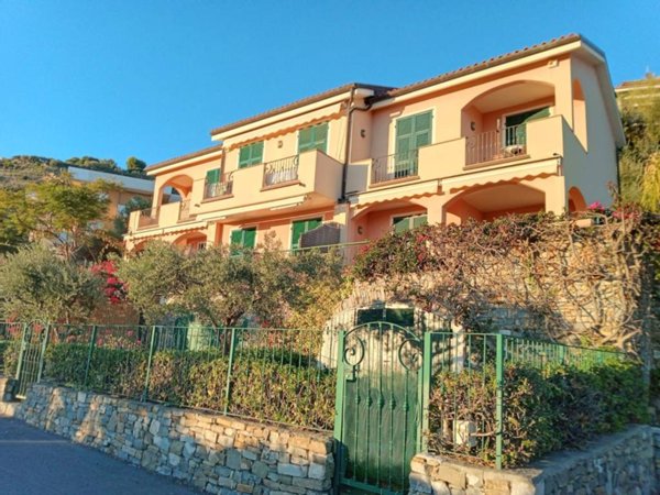 appartamento in vendita a Santo Stefano al Mare