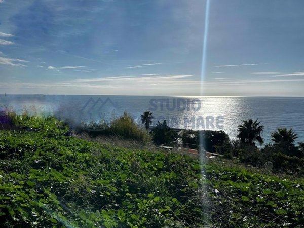 appartamento in vendita a Santo Stefano al Mare