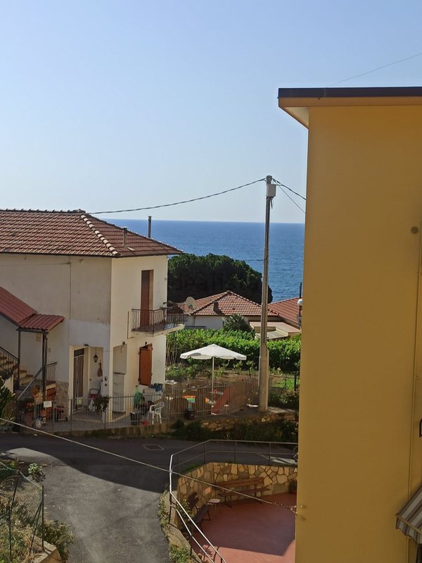 appartamento in vendita a Santo Stefano al Mare