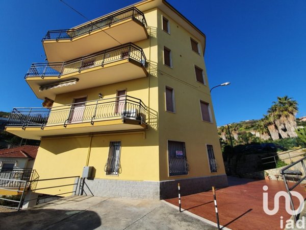 appartamento in vendita a Santo Stefano al Mare