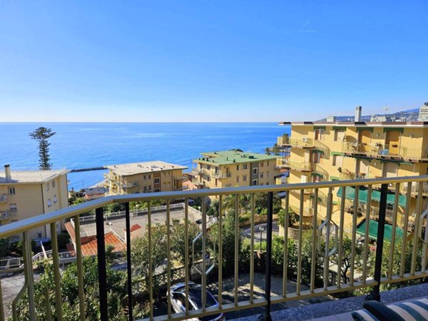 appartamento in vendita a Santo Stefano al Mare