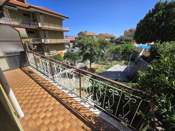 appartamento in vendita a Santo Stefano al Mare
