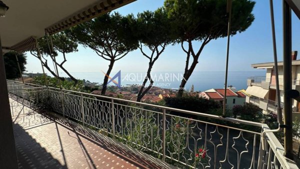 appartamento in vendita a Santo Stefano al Mare