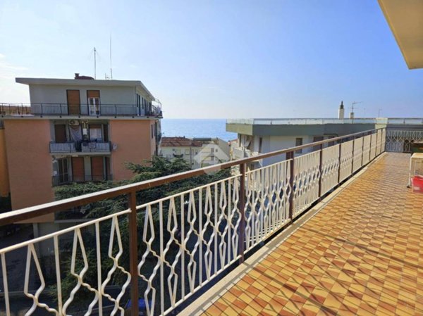 appartamento in vendita a Santo Stefano al Mare