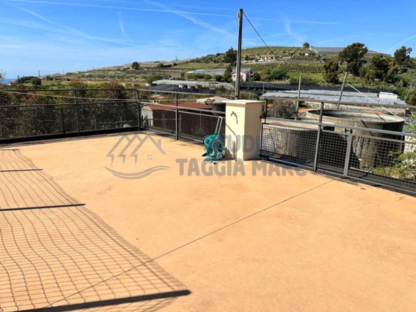 appartamento in vendita a Santo Stefano al Mare