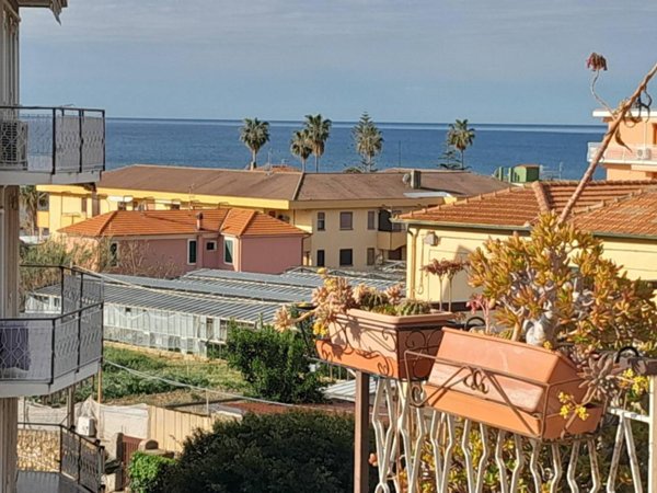 appartamento in vendita a Santo Stefano al Mare