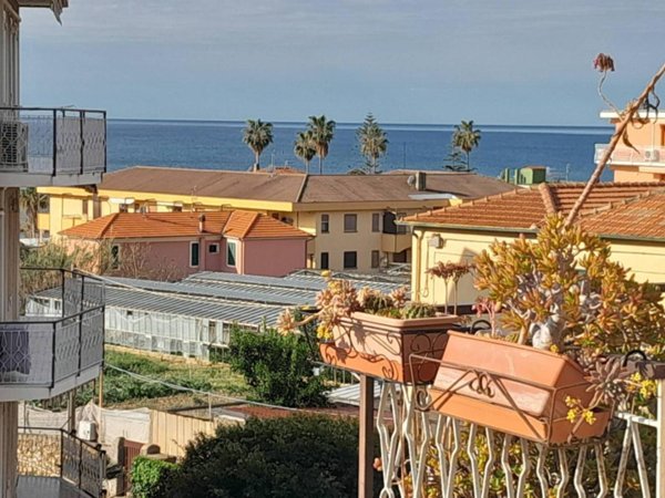 appartamento in vendita a Santo Stefano al Mare