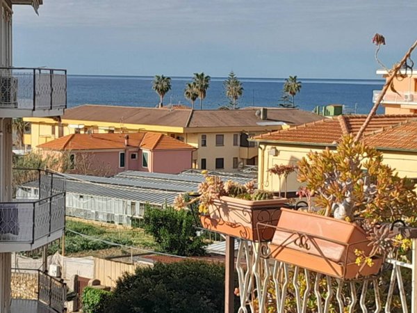 appartamento in vendita a Santo Stefano al Mare