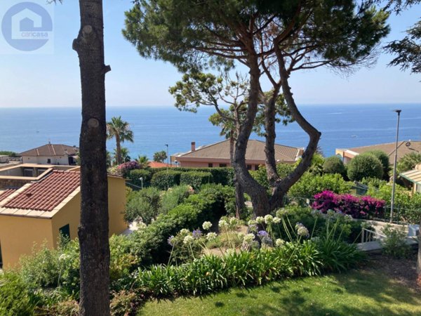 appartamento in vendita a Santo Stefano al Mare