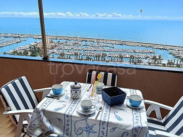 appartamento in vendita a Santo Stefano al Mare