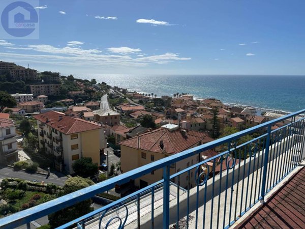 appartamento in vendita a Santo Stefano al Mare