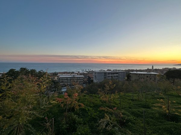 terreno edificabile in vendita a Santo Stefano al Mare