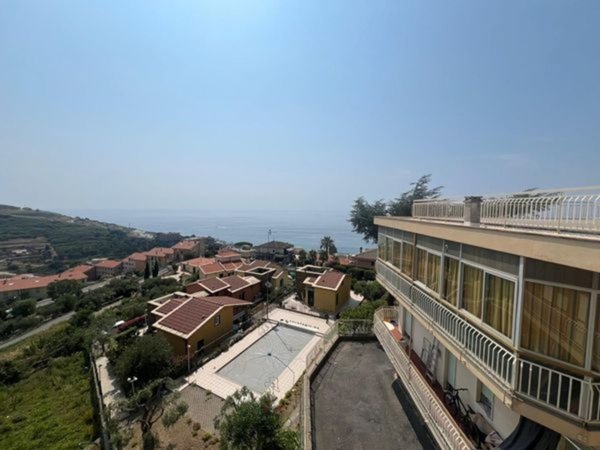 appartamento in vendita a Santo Stefano al Mare