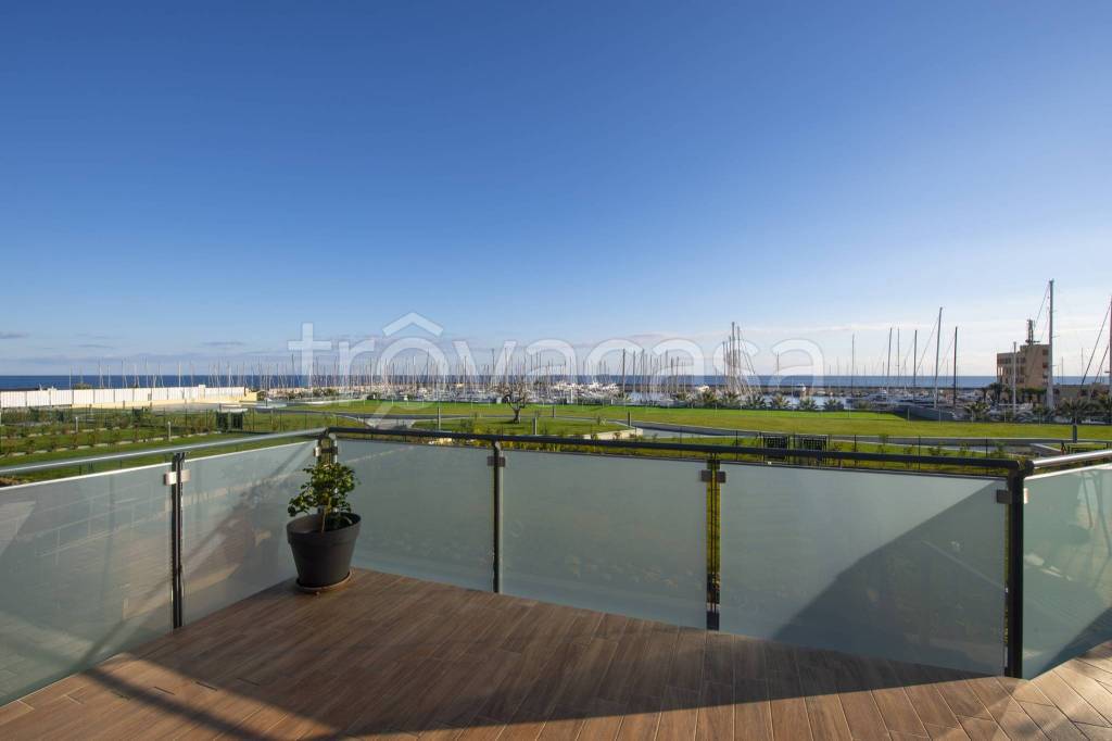 appartamento in vendita a Santo Stefano al Mare