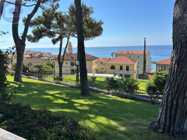 appartamento in vendita a Santo Stefano al Mare
