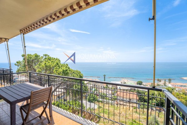 appartamento in vendita a Santo Stefano al Mare
