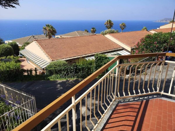 appartamento in vendita a Santo Stefano al Mare