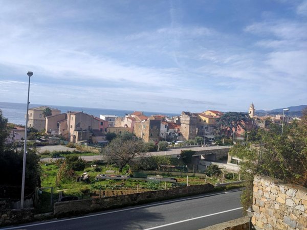 appartamento in vendita a Santo Stefano al Mare