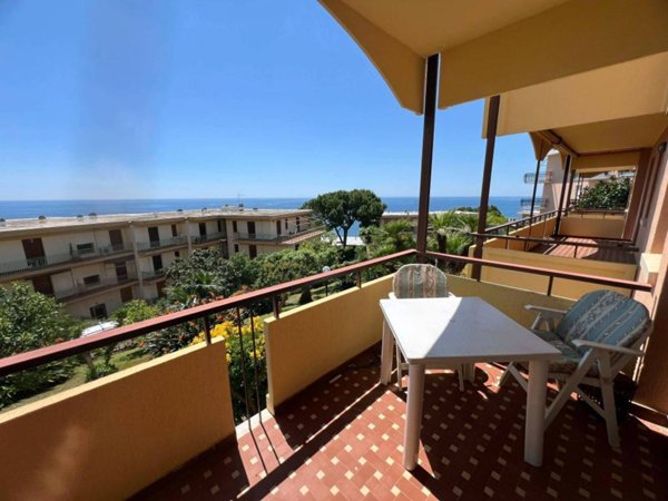 appartamento in vendita a Santo Stefano al Mare