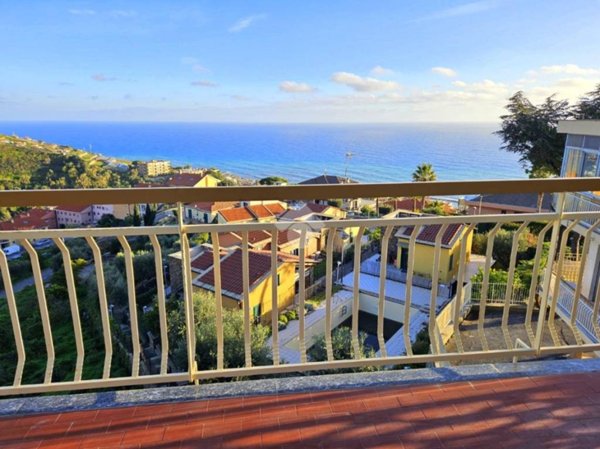 appartamento in vendita a Santo Stefano al Mare