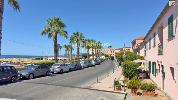 appartamento in vendita a Santo Stefano al Mare