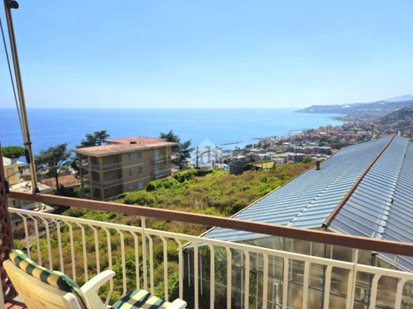 appartamento in vendita a Santo Stefano al Mare