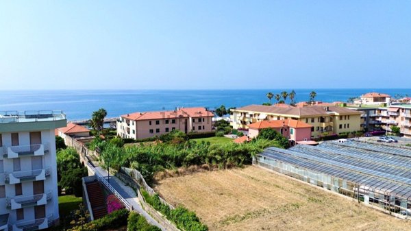 appartamento in vendita a Santo Stefano al Mare