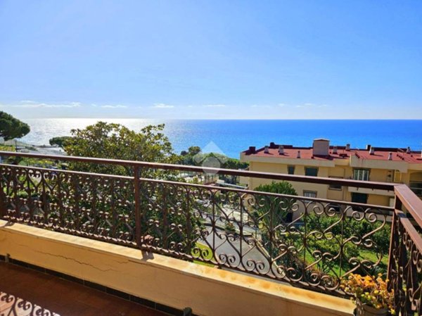 appartamento in vendita a Santo Stefano al Mare