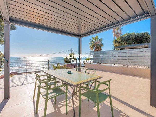 appartamento in vendita a Santo Stefano al Mare