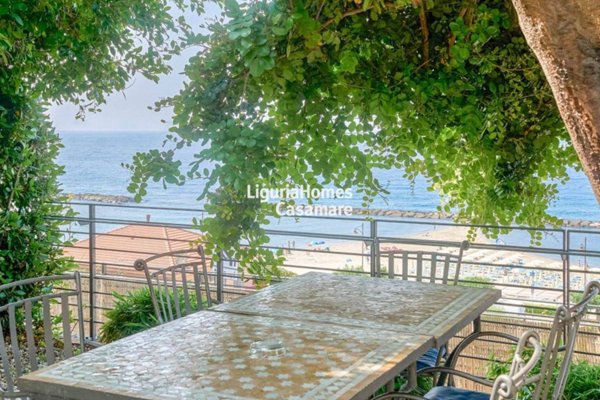 appartamento in vendita a Santo Stefano al Mare