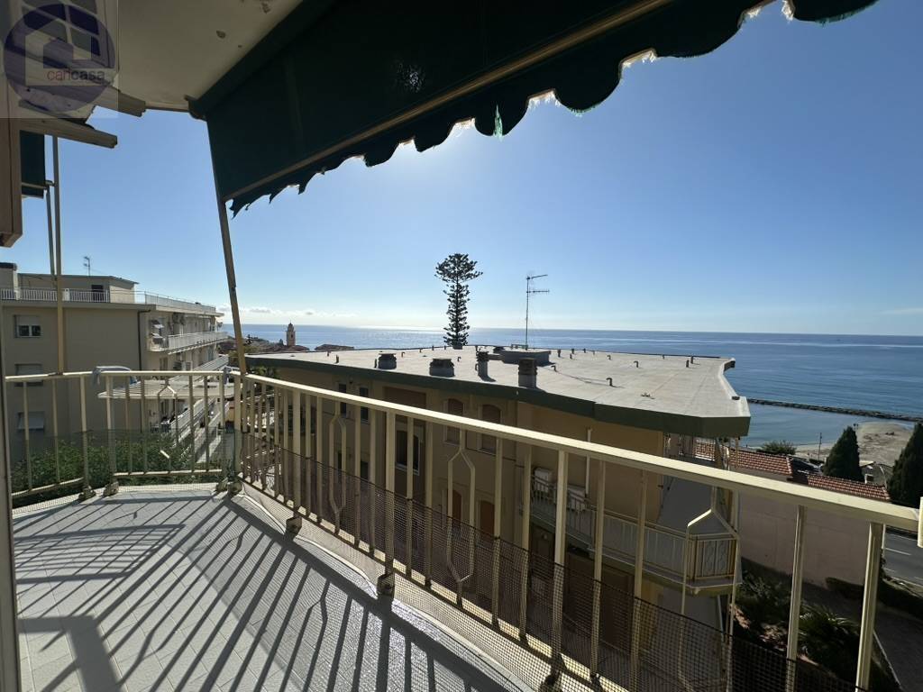 appartamento in vendita a Santo Stefano al Mare