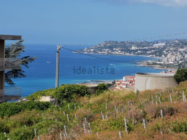 appartamento in vendita a Santo Stefano al Mare