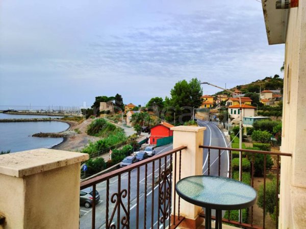 appartamento in vendita a Santo Stefano al Mare