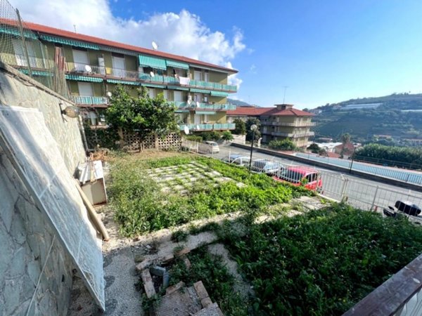 appartamento in vendita a Santo Stefano al Mare