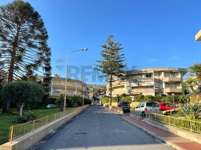 appartamento in vendita a Santo Stefano al Mare