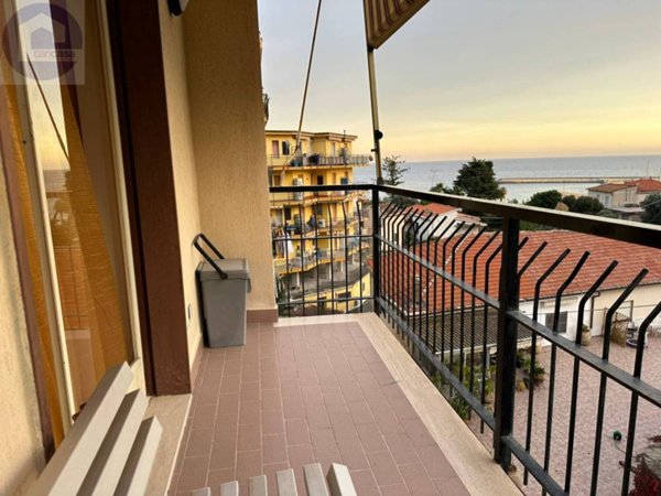 appartamento in vendita a Santo Stefano al Mare