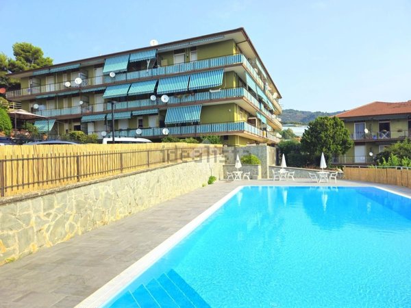 appartamento in vendita a Santo Stefano al Mare