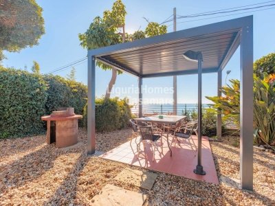 casa indipendente in vendita a Santo Stefano al Mare