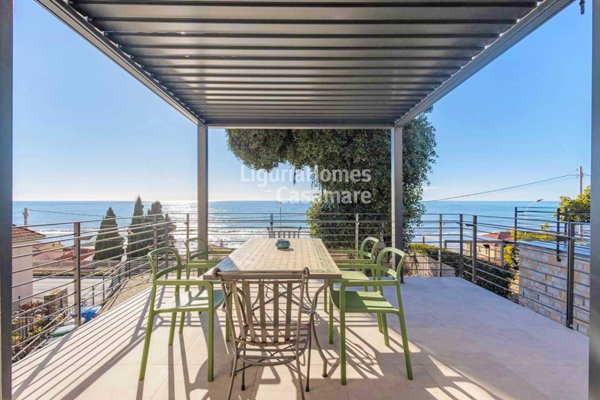 appartamento in vendita a Santo Stefano al Mare