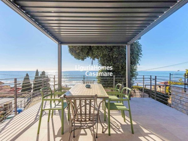 appartamento in vendita a Santo Stefano al Mare