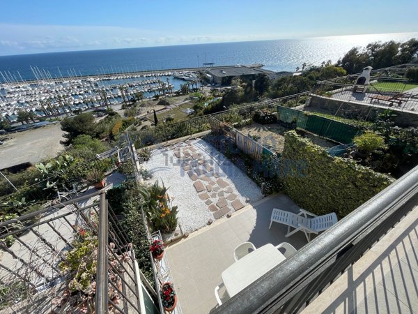 appartamento in vendita a Santo Stefano al Mare