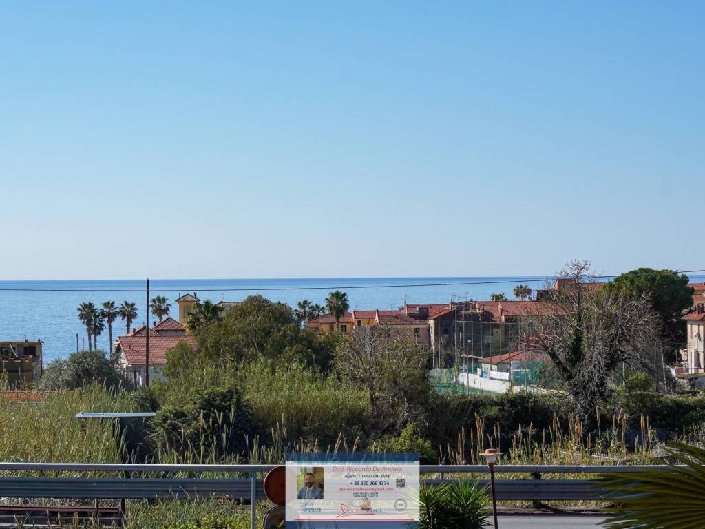 appartamento in vendita a Santo Stefano al Mare