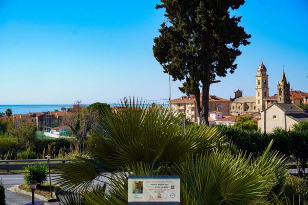 appartamento in vendita a Santo Stefano al Mare