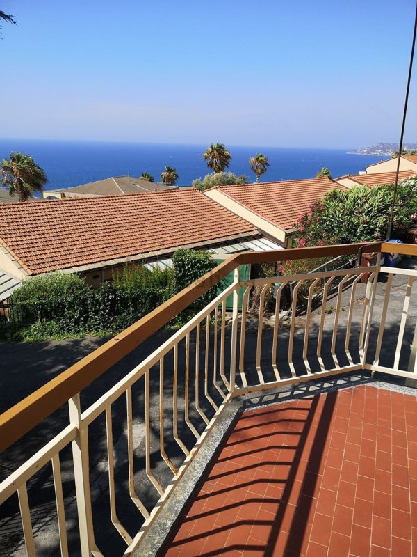 appartamento in vendita a Santo Stefano al Mare