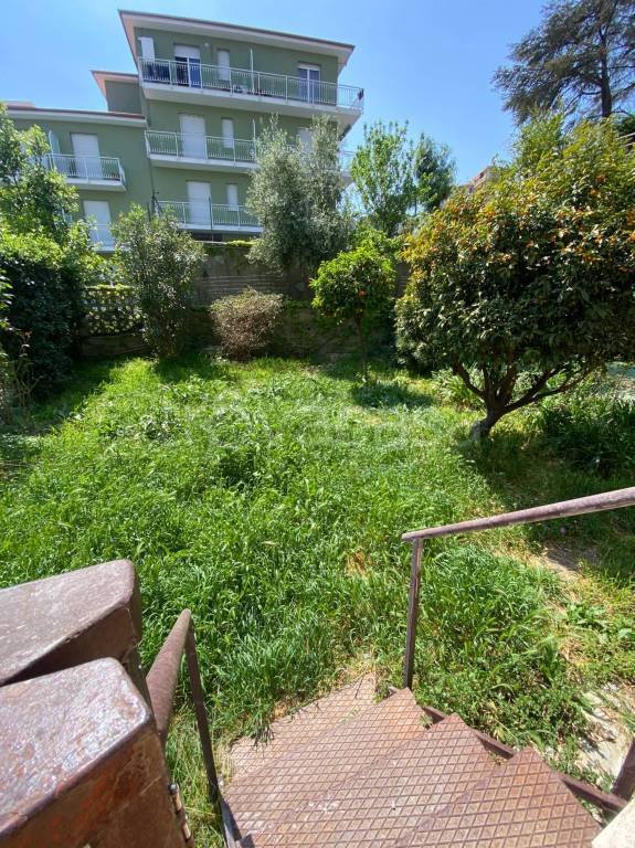 appartamento in vendita a Santo Stefano al Mare