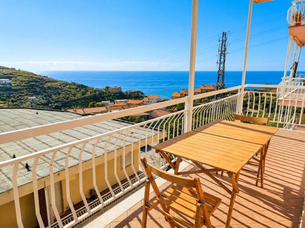 appartamento in vendita a Santo Stefano al Mare